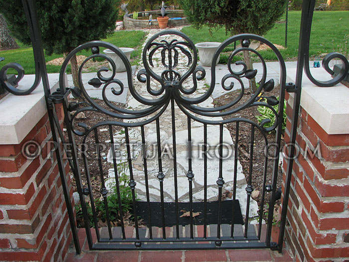 garden iron gate, nodes and curved iron