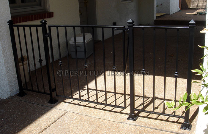 Custom iron gate for a patio with nodes designs.